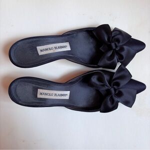 🥀Manolo Blahnik Black Satin Bow Mule Heels 37.5 Kitten Heel Classic🥀